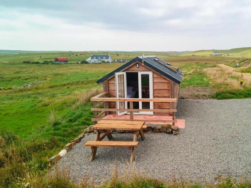 North Uist Lodges Tigharry Exterior foto